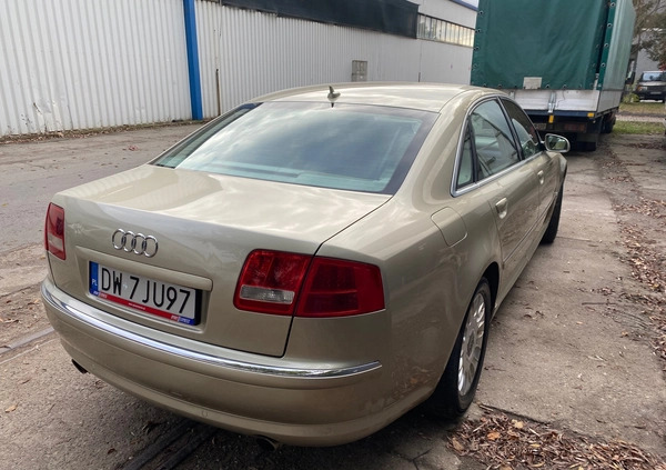 Audi A8 cena 29000 przebieg: 413000, rok produkcji 2005 z Wrocław małe 106